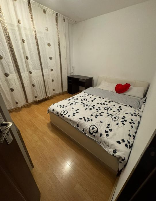 Apartament de închiriat