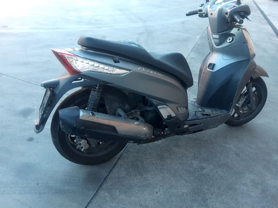 Скутер Кимко (kymco People GTI 300) 2017 г.-на части