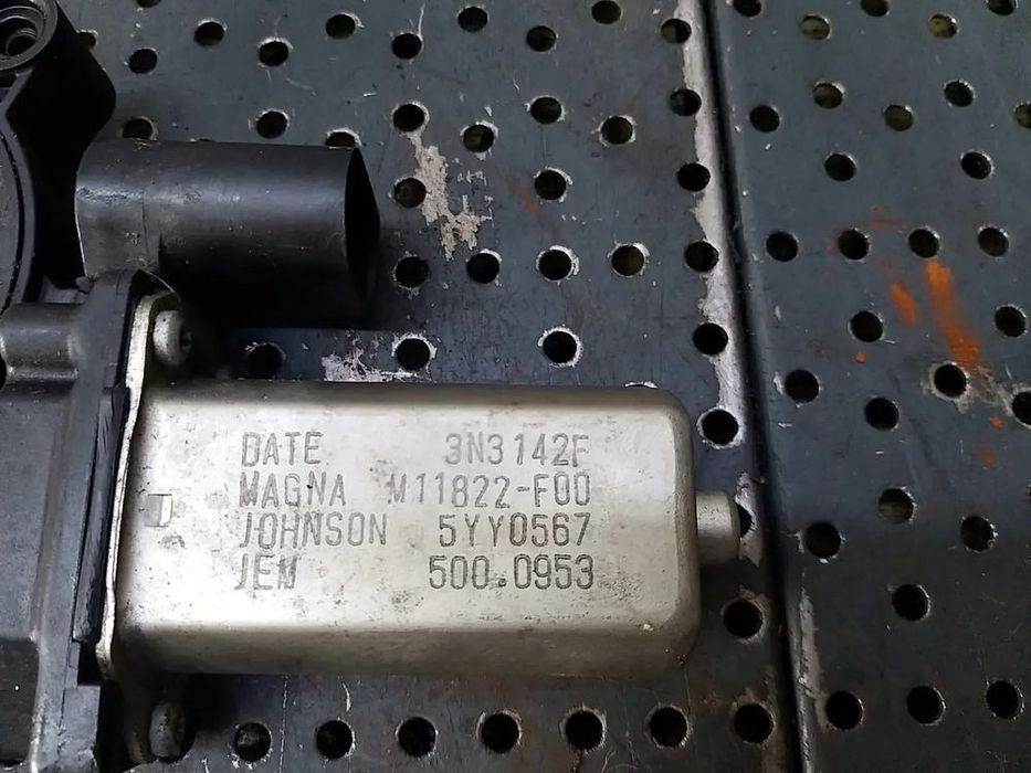Motoras macara stanga fata mini countryman r60 m11822f00 5000953