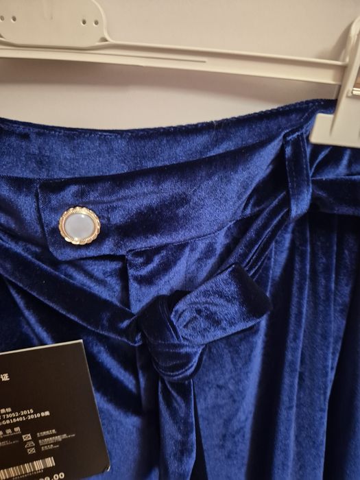 Compleu de catifea marimea L