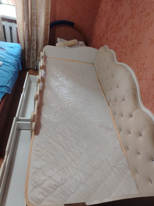 Продам кровать детский