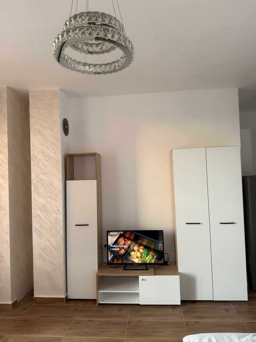 Собственик дава под наем едностаен