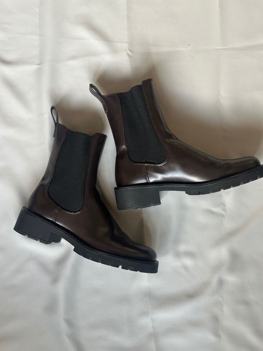 Дамски боти челси H&M, маратонки ADIDAS