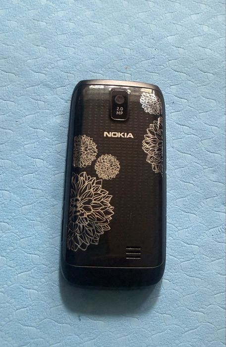 телефон Nokia сенсорный 2 sim