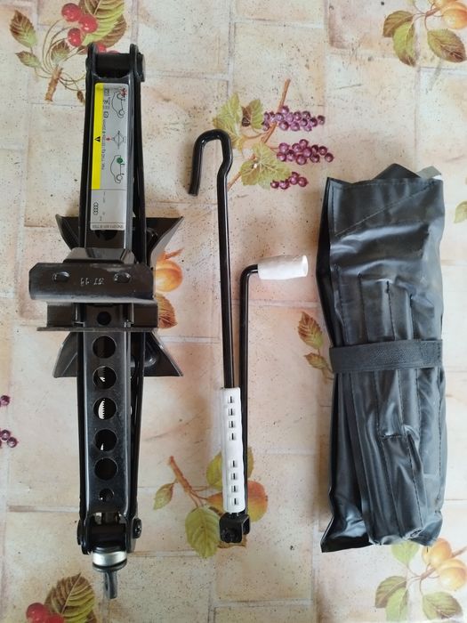 Acheter Vérin De Hayon Pour AUDI Q3 (8UB, 8UG) | Boutique De Pièces