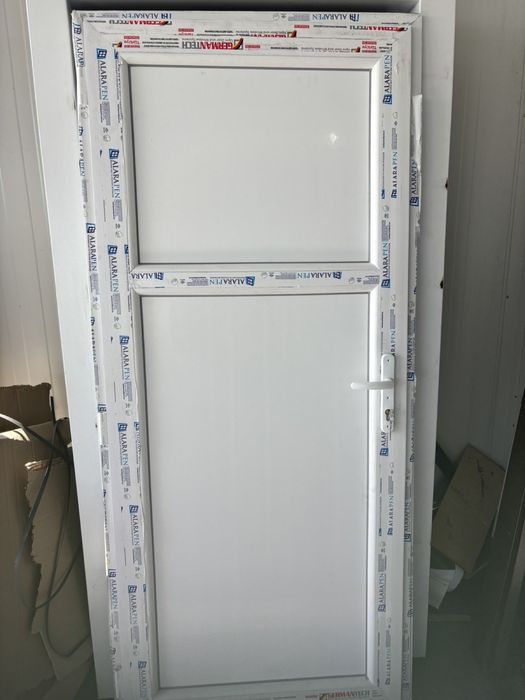 Монтаж  и Обръщане на Дорами PVC-AL  -Блиндирани Врати