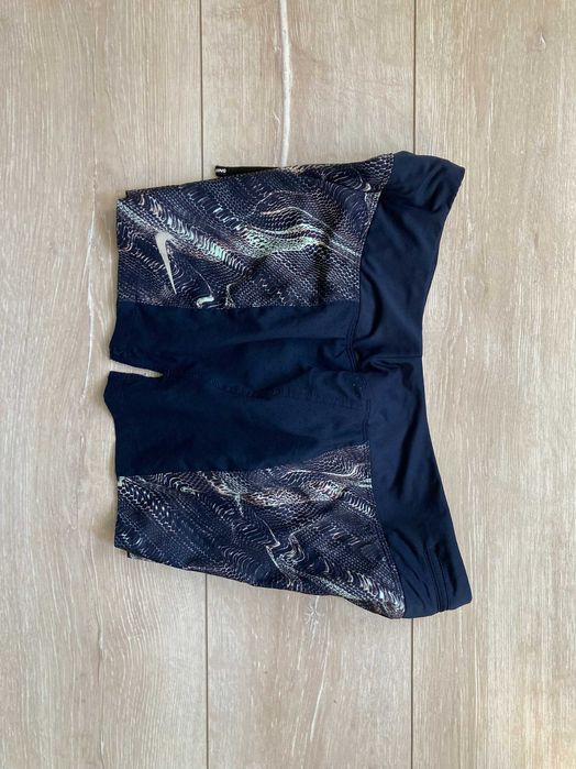 Найк Nike Running Dri Fit дамски къси панталони къс панталон шорти размер L