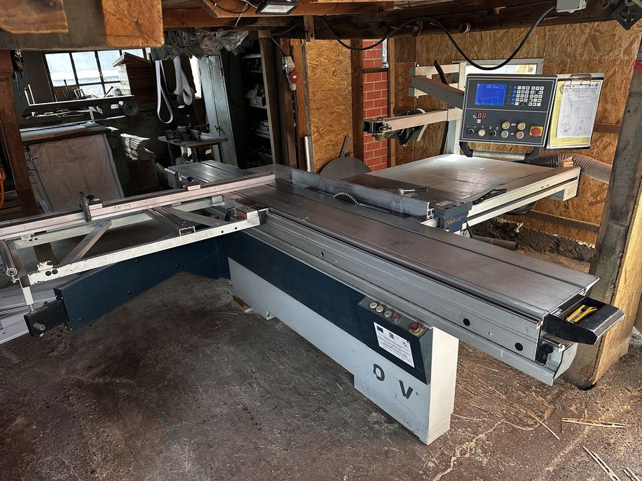 Circular formatizat cu masa 3200mm si masina de aplicant cant PVC/ABS