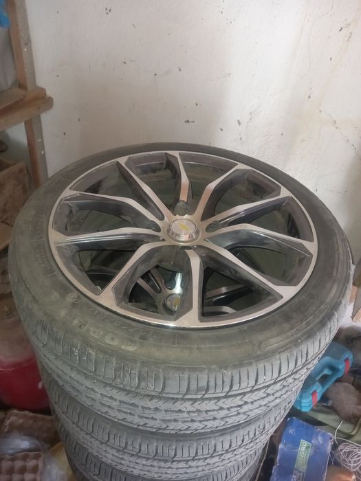 17 razmerli diska sotiladi