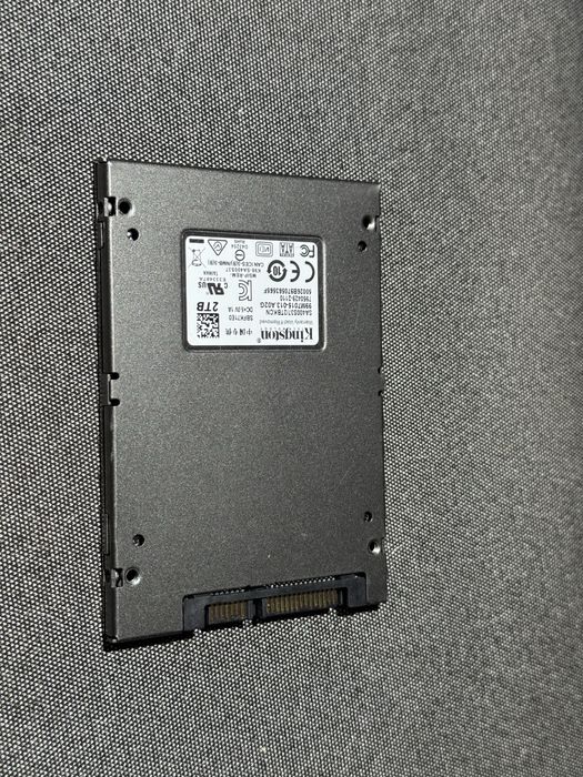 SSD Kingston 2TB SATA 2.5” – stare foarte bună