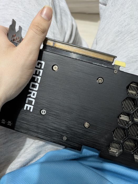 Продам GeForce GTX 3060 12gb gddr6