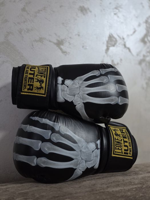 Vand manusi  de Box Leone Editie Hallowen 10 OZ