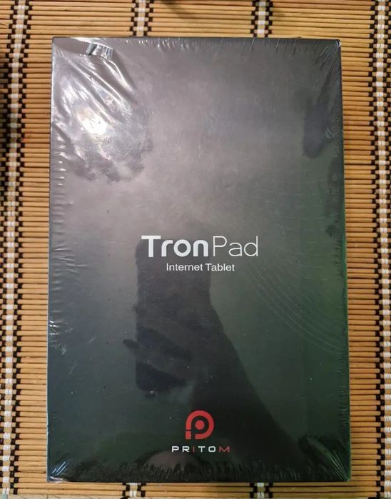 Планшет новый продам