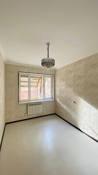 Срочно продаётся квартира в Чирчике 3-комнатная