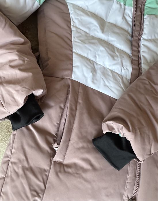 Зимная куртка, новая