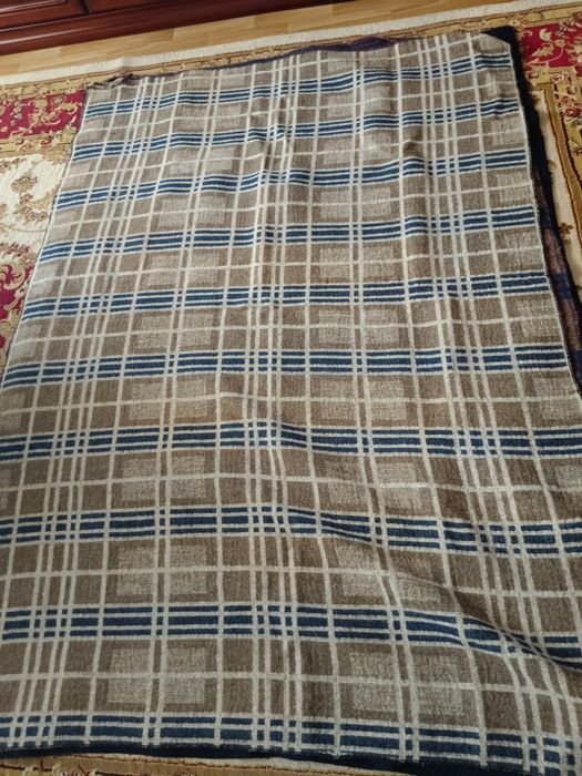 Одеяло полушерстяное.