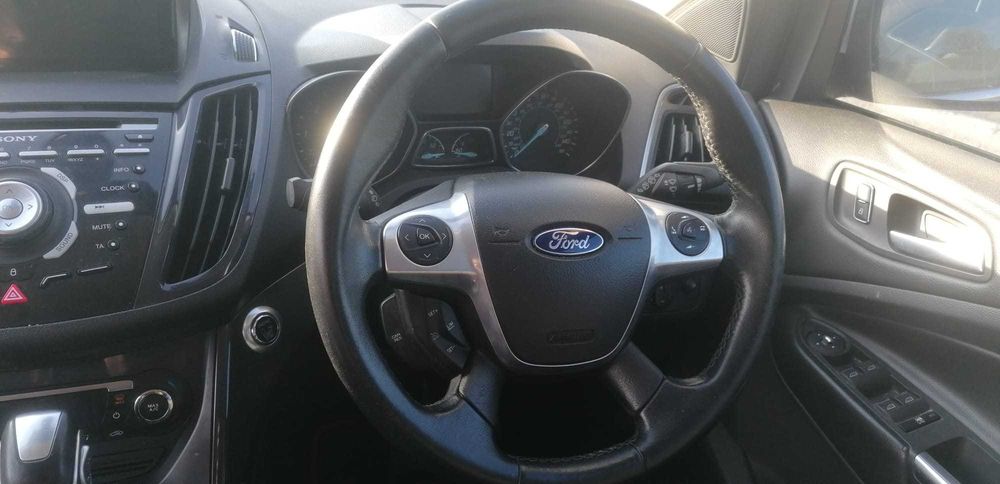 Dezmembrez Ford Kuga 2.0 d 2014