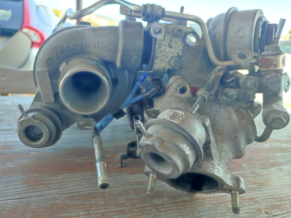 Турбини комплект за Мазда 2.2 D