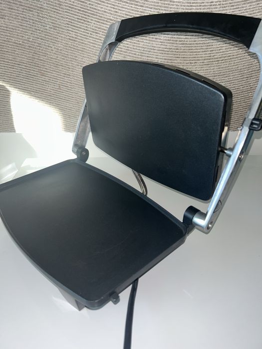 Aparat de Sandvisuri/Panini Breville