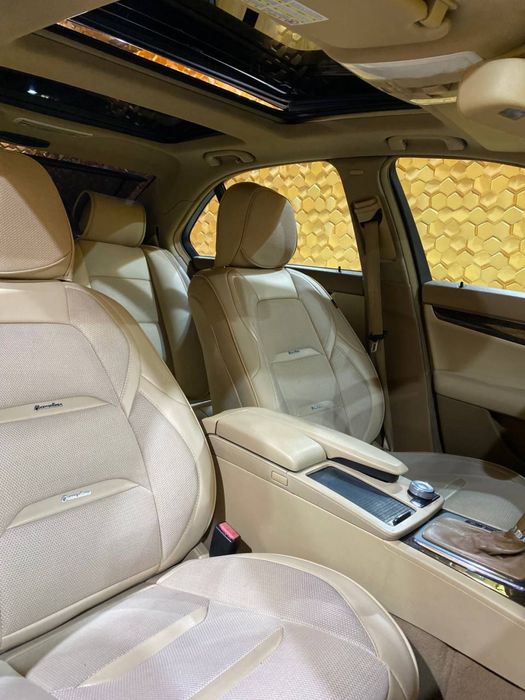 W 204 (C 200) Mercedes Benz