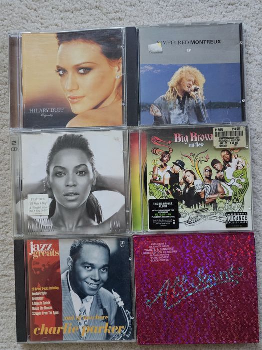 Оригинални компакт дискове от лична колекция