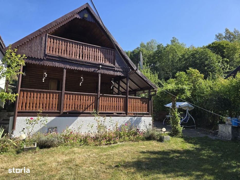 De vanzare Cabana situata in zona Valisoara.