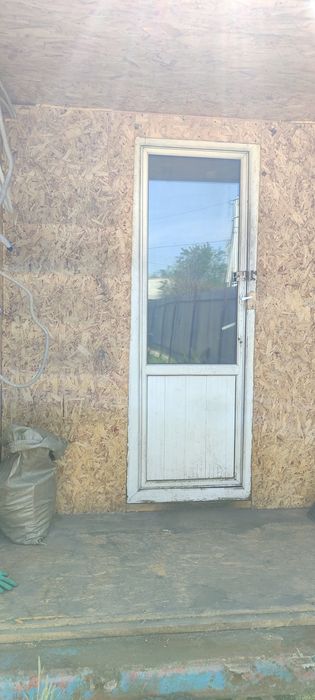 Продам утеплённый контейнер 20 тонник