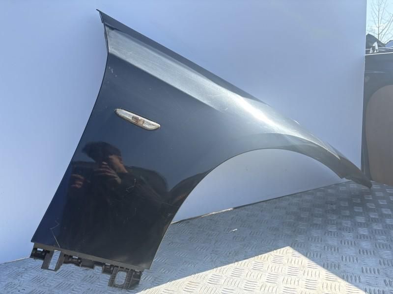 Aripa fata dreapta BMW Seria 3 E92