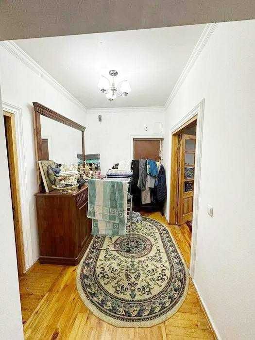 Продаётся квартира 4/1/5, Мирзо Улугбекский район, Ахмад Югнакий