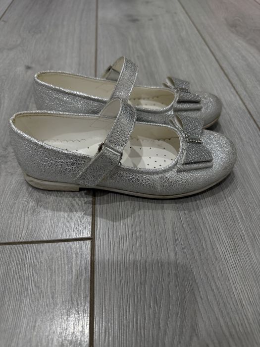 Туфельки для девочки