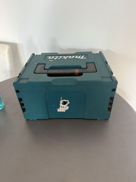 оригинален куфар за ъглошлайф на Makita