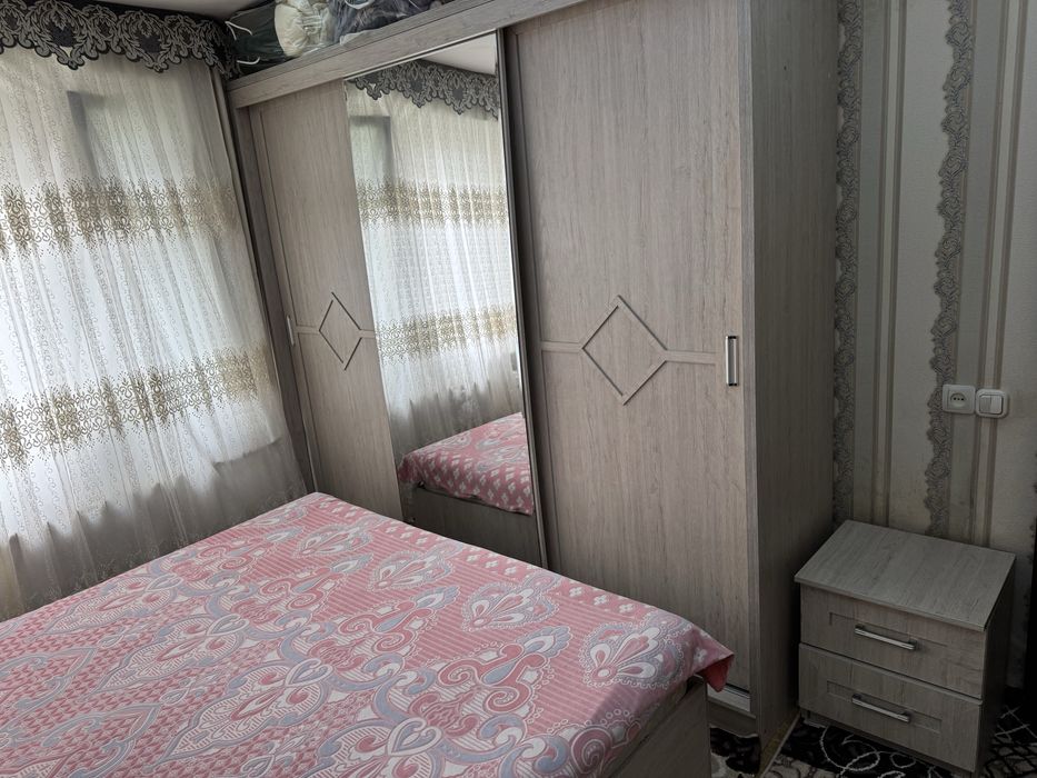 Spalni garnitur srochna sotiladi