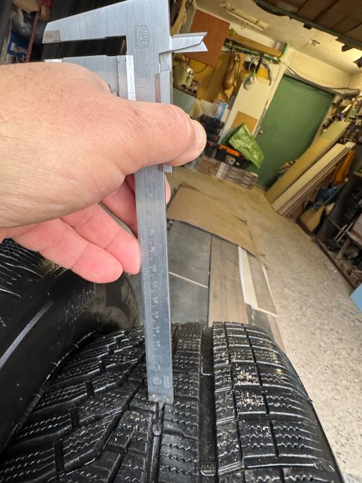225/65r17 Hankook зимни гуми