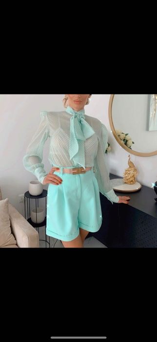 Комплект риза с къси панталонки