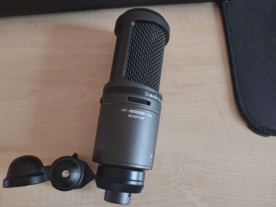 Микрофон Audio Technica AT2020 USB Plus