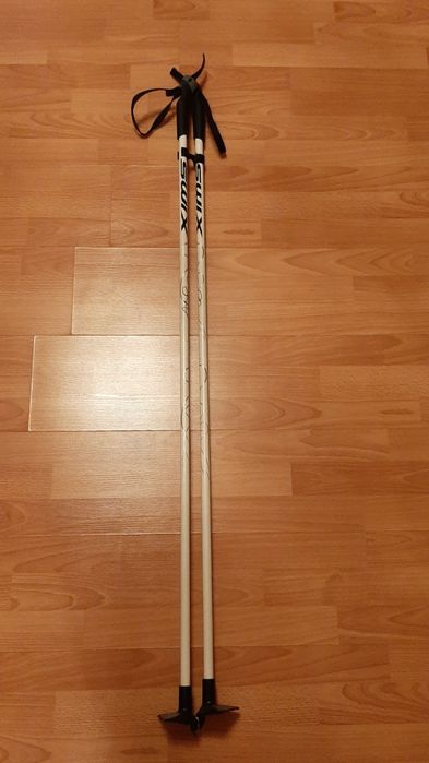 Лыжи фирма TISA.