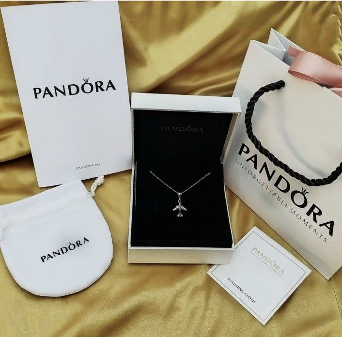 Пандора. Серебряные цепочки с кулоном