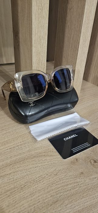 Ochelari de soare Chanel