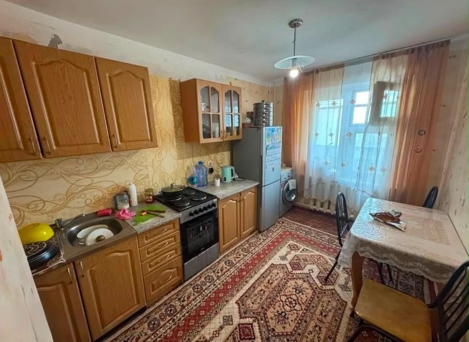 Продам 1-ком квартиру в 7 мкр