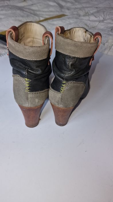 Ghete piele  cu toc 8.5 cm Terra Plan