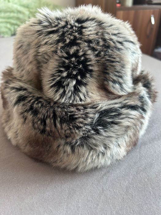 Caciula dama         .