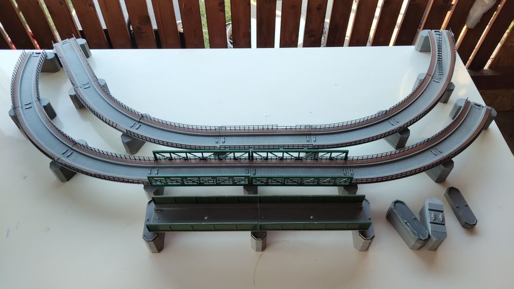 Poduri feroviare trenulete electrice scara H0 Kleinbahn