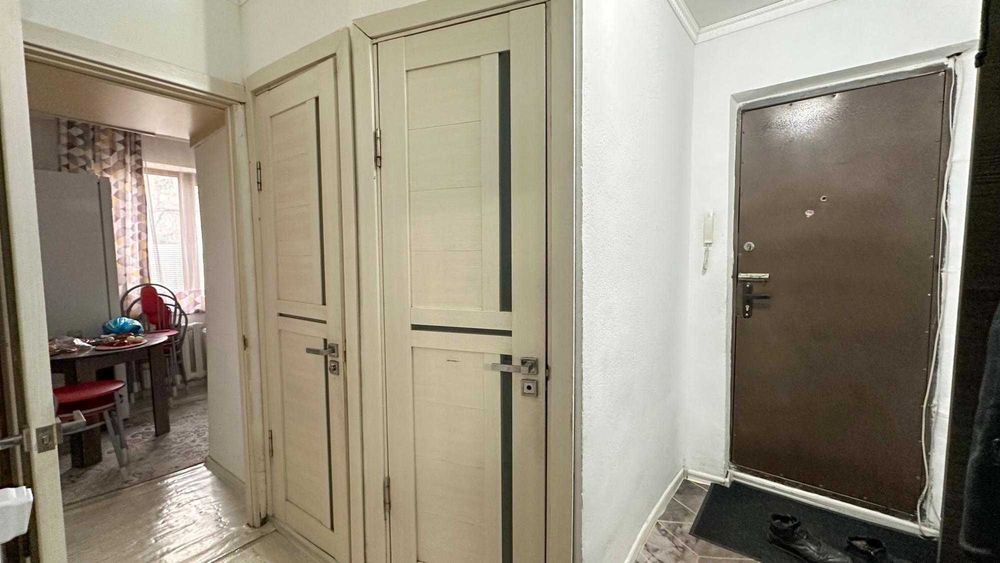 Продам квартиру в 5 мкрн