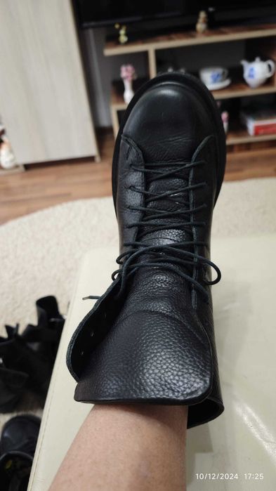 Bocanci din piele neagra CHUNKY - MOJA