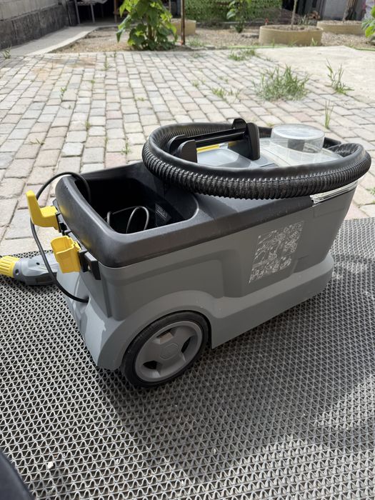 Пылесос Karcher Puzzi 10/1 моющий пылесос