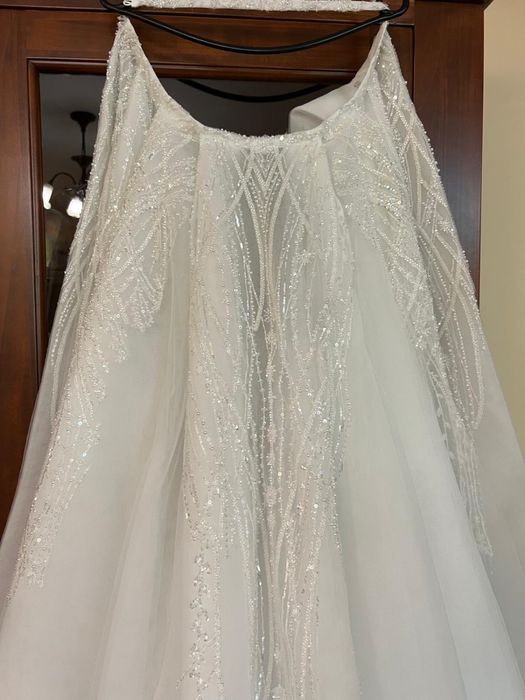 Trenă rochie de mireasă cu mărgele, 2m, impecabilă