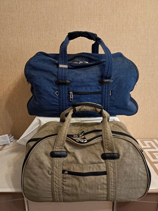 Продам чемодан дорожный