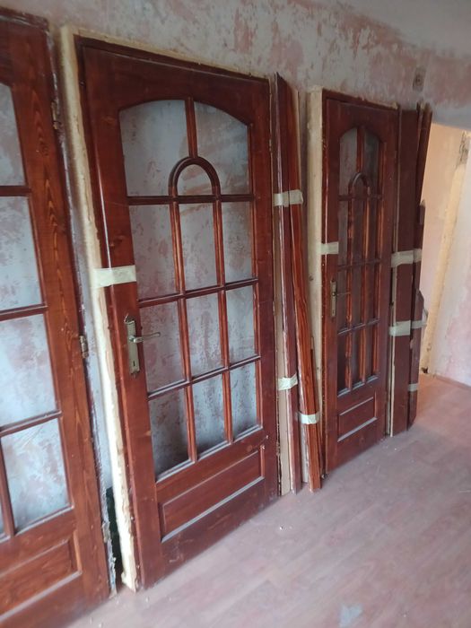 4 Usi interior lemn !