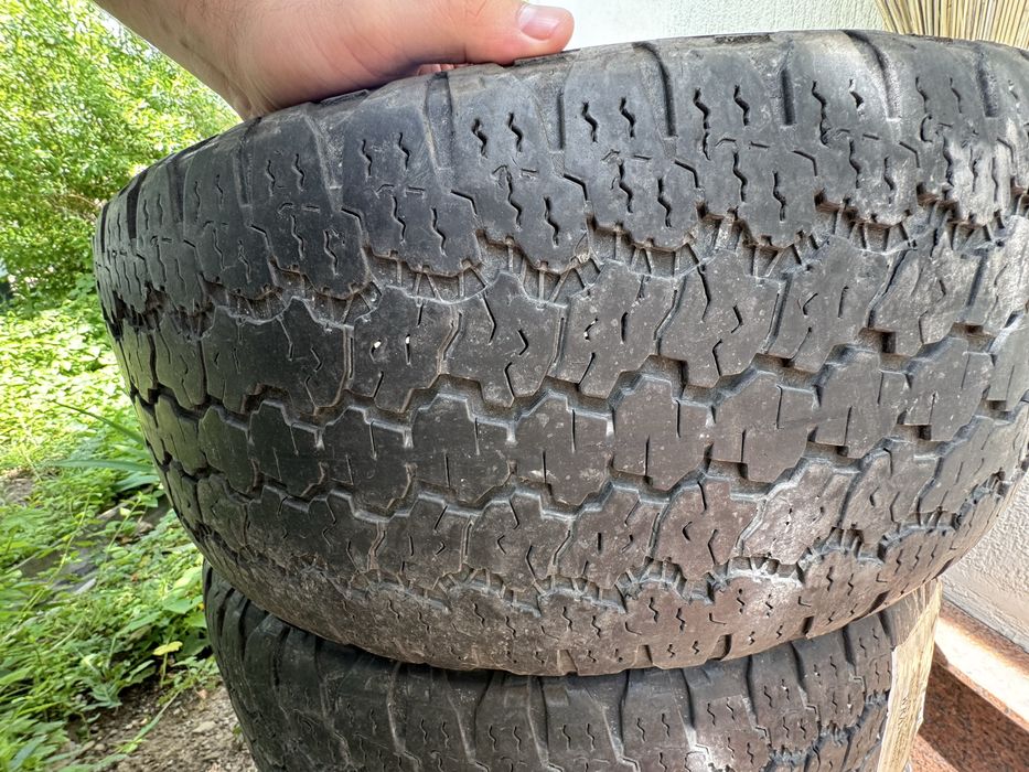 Резина Goodyear 255 60 r20