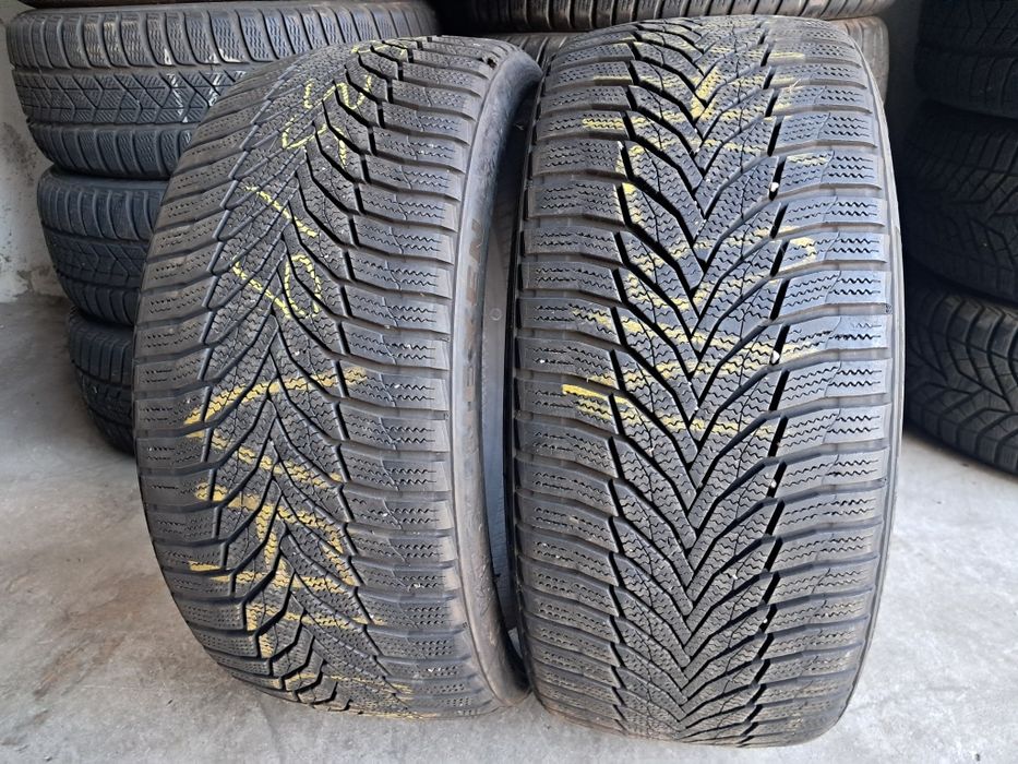 Anvelope second iarna 235 35 R19 Nexen 6.5mm 2021